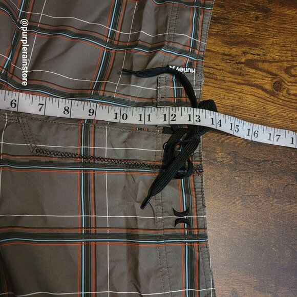 Vtg Hurly Cargo Plaid Board Shorts 38 Olive Multi Embroidered Logo Preppy Beach - Picture 9 of 12